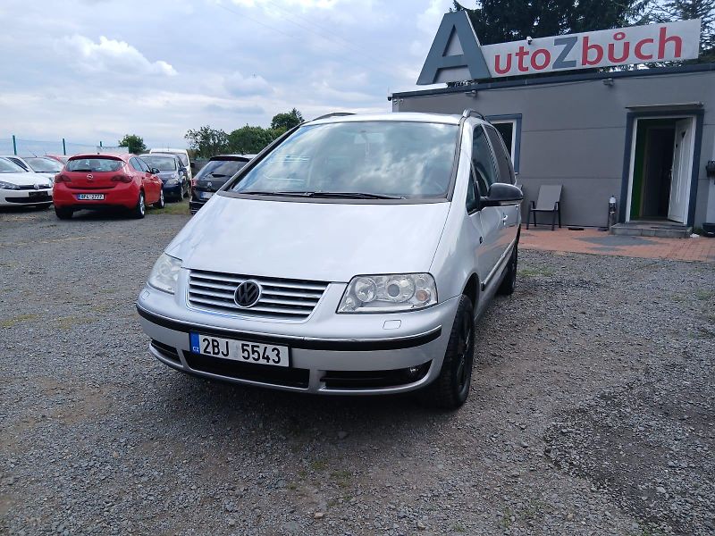 Volkswagen Sharan 2.0 TDI, ALU, 7 míst - fotka 2 z 34