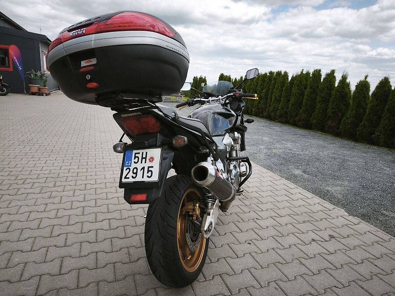 Honda CB 1300 SA (2005) - fotka 3 z 14
