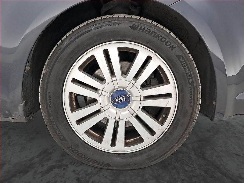 Ford C-MAX (2008) 1.6 i, po STK, plně pojízdný - fotka 15 z 18