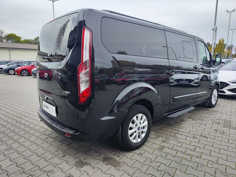 Ford Tourneo Custom 2.0 EcoBlue/125kW Titanium L2 - fotka 5 z 30