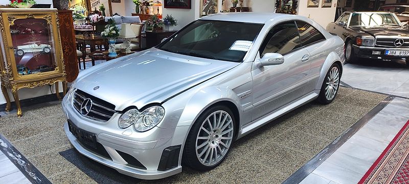 Mercedes-Benz CLK (2007) 63 AMG BLACK SERIES - fotka 2 z 26