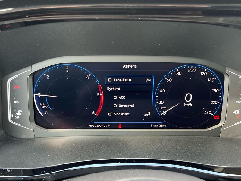 Volkswagen California 2,0 TDi 110kW 6man. 4Motion  T - fotka 16 z 28