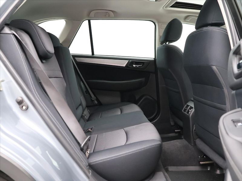 Subaru Outback 2,5 i 129kW 4x4 LPG Aut,klima - fotka 13 z 31