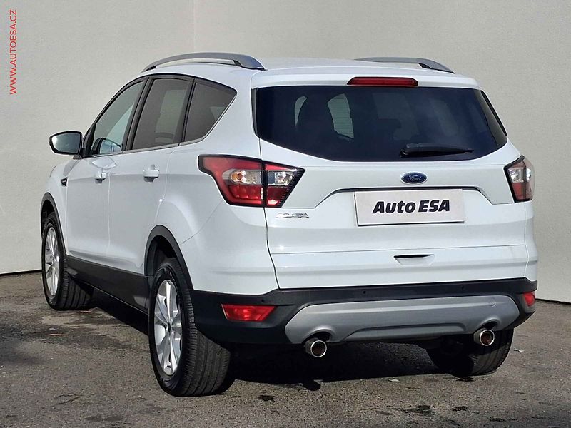 Ford Kuga (2019) 1.5 EB, 1.maj,ČR, Titanium - fotka 6 z 20