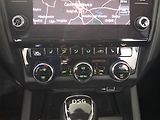 Škoda Octavia (2018) 1.6 TDI, Automat, Navi - náhled 24