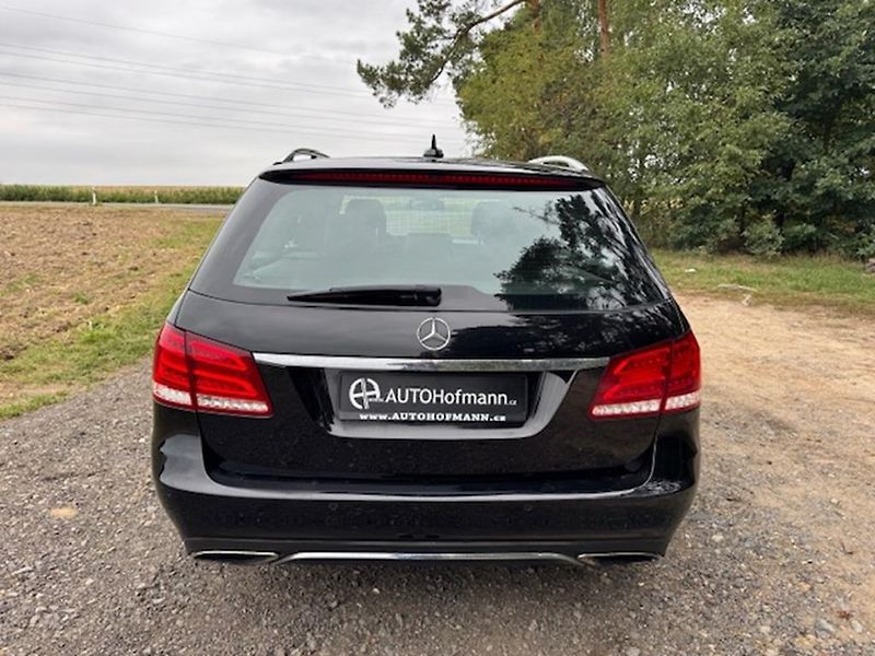 Mercedes-Benz Třídy E MB E 200 CDi kombi - fotka 5 z 35