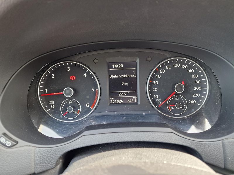 Seat Alhambra 2,0TDI 130KW 7MÍST ALCANTARA  - fotka 16 z 19