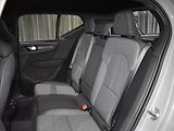 Volvo XC40 2,0 B3 Plus Dark Bezklíč - náhled 10