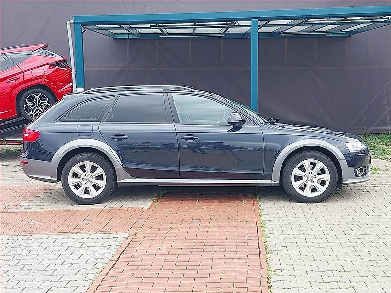Audi A4 Allroad (2013) 2.0 TDI, 4X4, Automat, Kůže - fotka 6 z 18