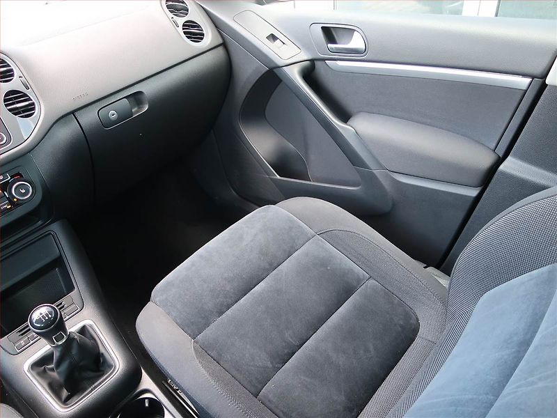 Volkswagen Tiguan (2014) 2.0 TDI, 4X4, Navi, Tempomat - fotka 8 z 17