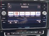 Volkswagen Golf (2018) 1.5 TSi, Join, panor - náhled 16