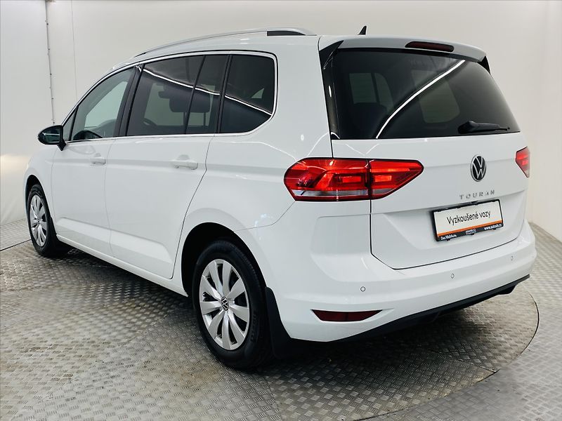 Volkswagen Touran 1,5 TSI 110 kW Comfortline - fotka 23 z 26