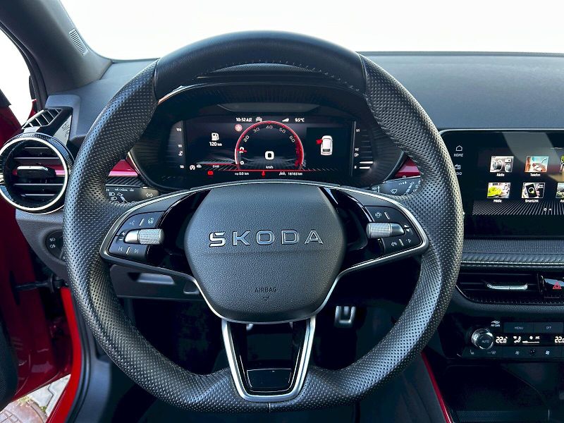 Škoda Fabia (2025) 1.0 TSI 85kW MP6 Monte Carlo - fotka 7 z 34