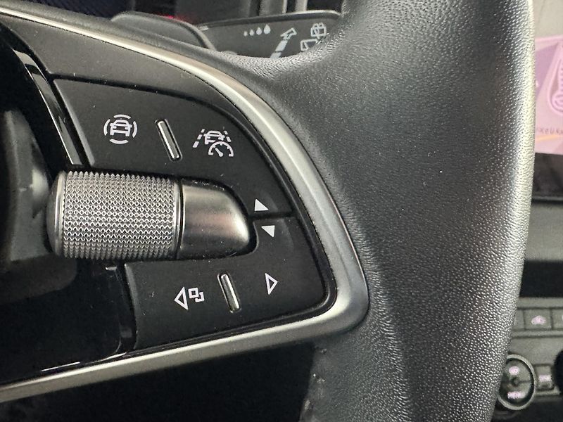 Škoda Karoq (2024) 2,0TDi DSG 4x4 LED TAŽNÉ NAVI - fotka 34 z 37