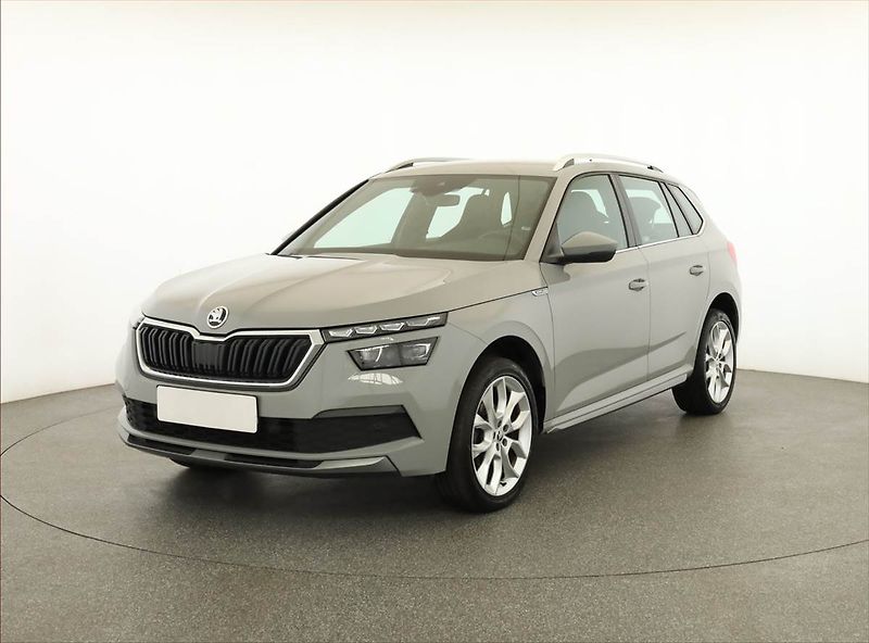 Škoda Kamiq (2020) Style Plus 1.5 TSI - fotka 2 z 20