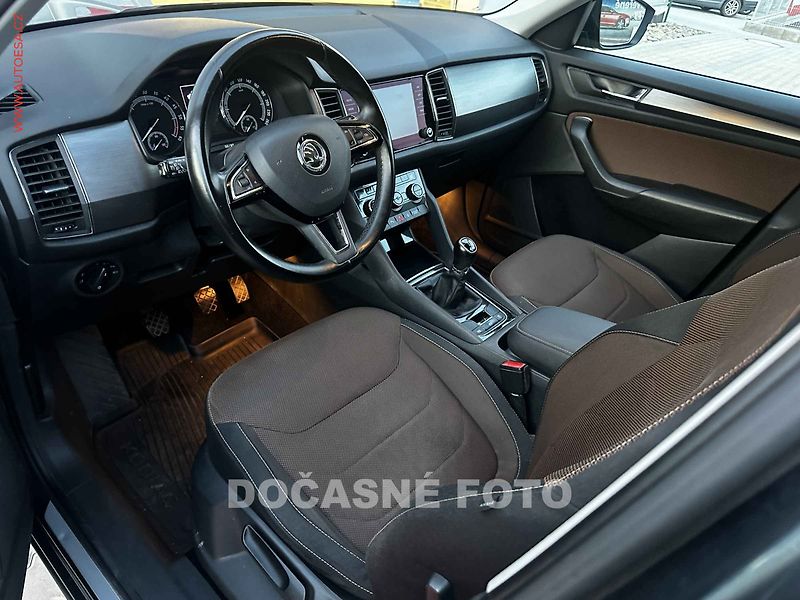 Škoda Kodiaq (2017) 2.0tdi 4x4, 1.maj,ČR, LED - fotka 3 z 3