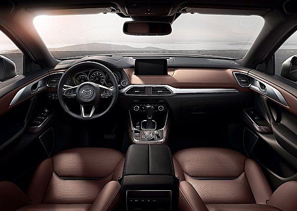 Mazda CX-9.