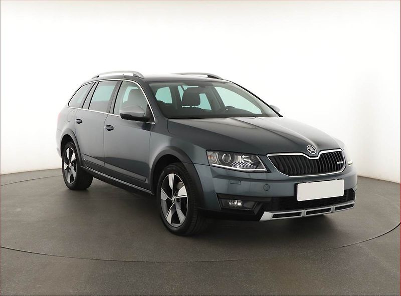 Škoda Octavia (2015) Scout 2.0 TDI, 4X4, Automat - fotografie inzerátu