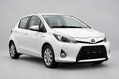 Toyota Yaris 1.5 Hybrid LOUNGE - fotografie inzerátu