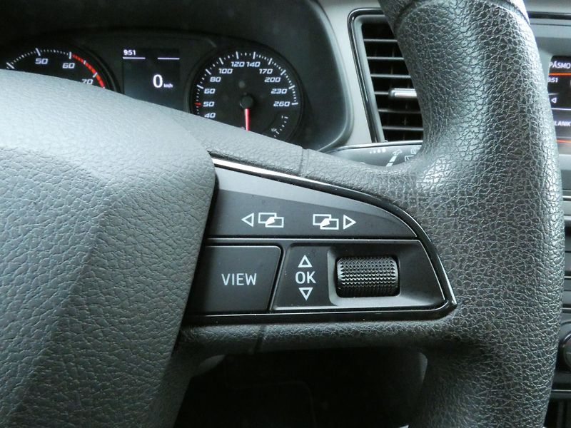 Seat Leon (2018) 1,2 TSI 63KW - fotka 25 z 30