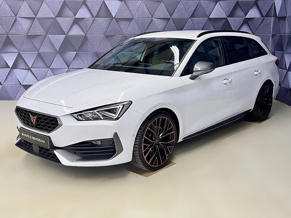 Cupra Leon 2.0TSI 228KW DSG 4WD, LED, ACC