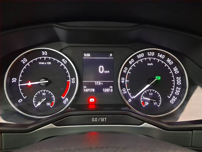 Škoda Superb (2019) Style 2.0 TDI, Automat, Kůže - fotka 11 z 21
