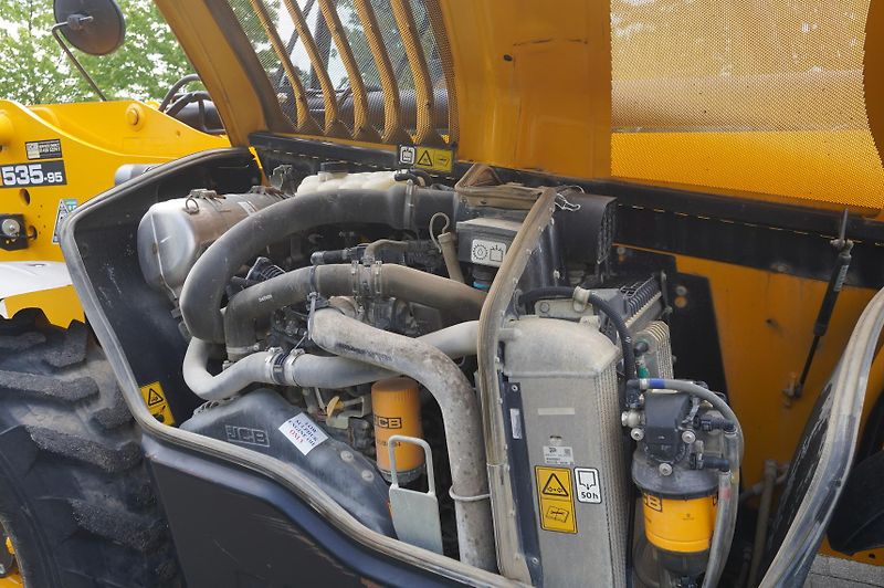 JCB (2021) 535-95 / 3.5 T / range 9.5 m - fotka 9 z 24
