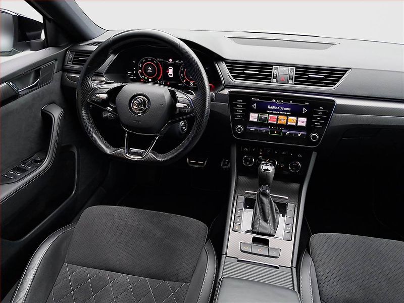Škoda Superb (2021) Sportline 2.0 TDI - fotka 7 z 23
