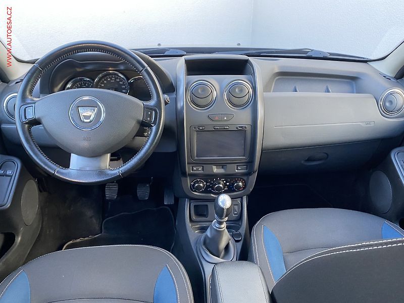 Dacia Duster (2015) 1.2 TCe, Celebration, TZ - fotka 8 z 14