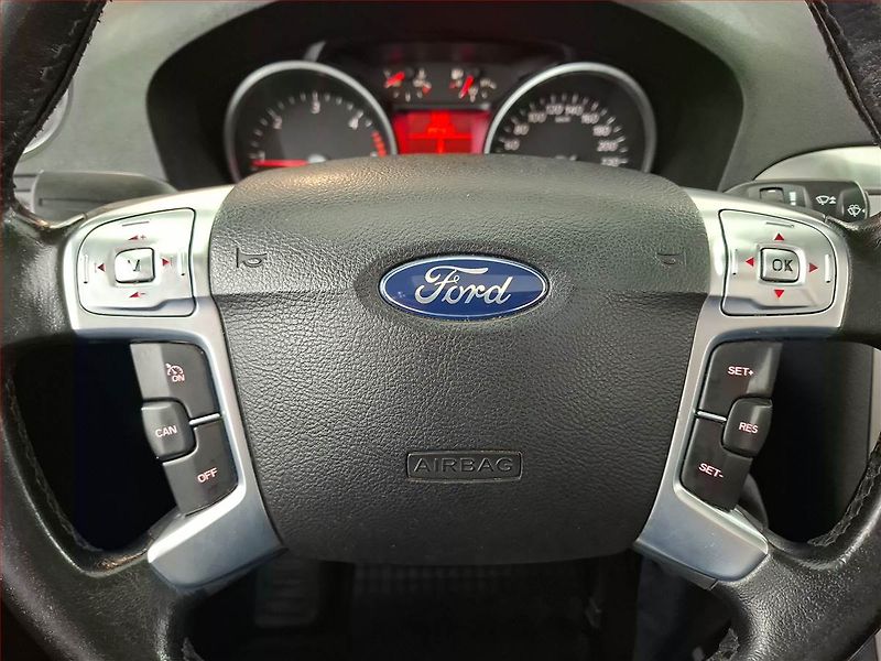 Ford S-MAX (2006) 2.0 TDCi, nová STK, Tažné - fotka 16 z 18
