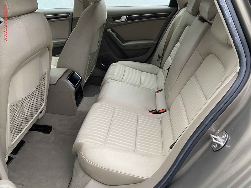 Audi A4 (2009) 3.0 TDi Quattro, Bixen, navi - fotka 10 z 19