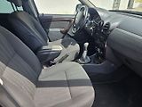 Dacia Duster (2011) 1.6 i 16V - náhled 16