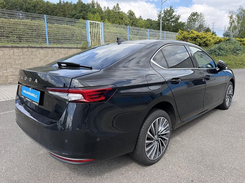 Škoda Superb 2,0TDi 147kW L&K 4x4 aut. - fotka 5 z 22