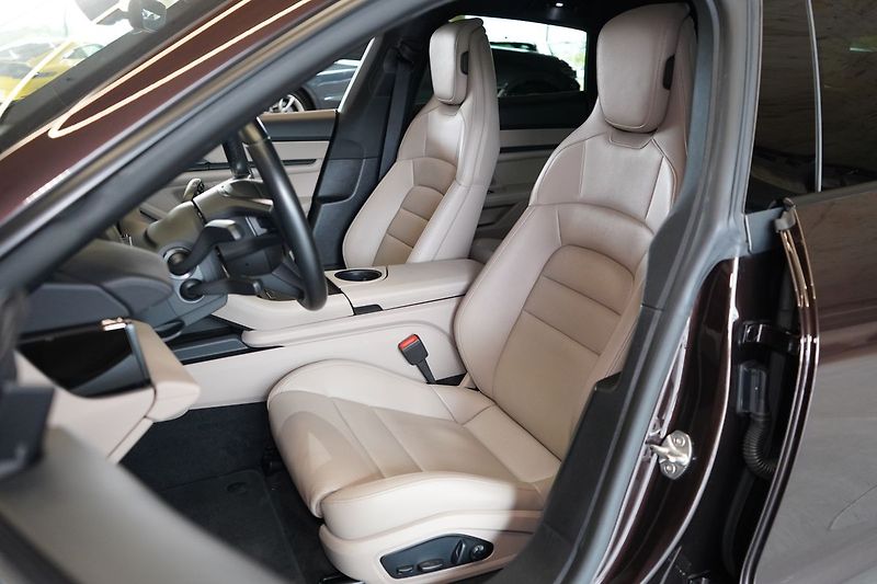 Porsche Taycan Sport Turismo, Pano, Matrix - fotka 20 z 50