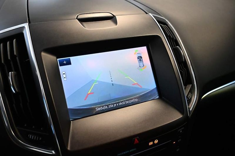 Ford S-MAX (2020) 2.0 LED ACC SONY Tažné Webasto - fotka 18 z 39