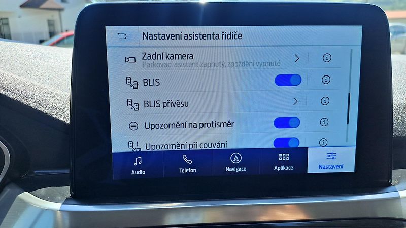 Ford Kuga 2.0 EcoBlue AWD Titanium X - fotka 32 z 33
