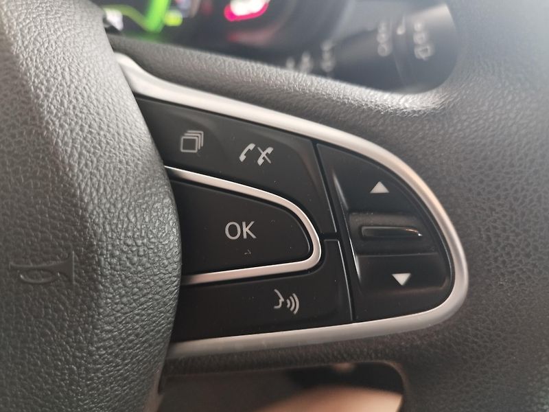 Renault Kadjar (2017) 1,2TCE,96KW,LED,ALU,SERVISKA - fotka 29 z 34