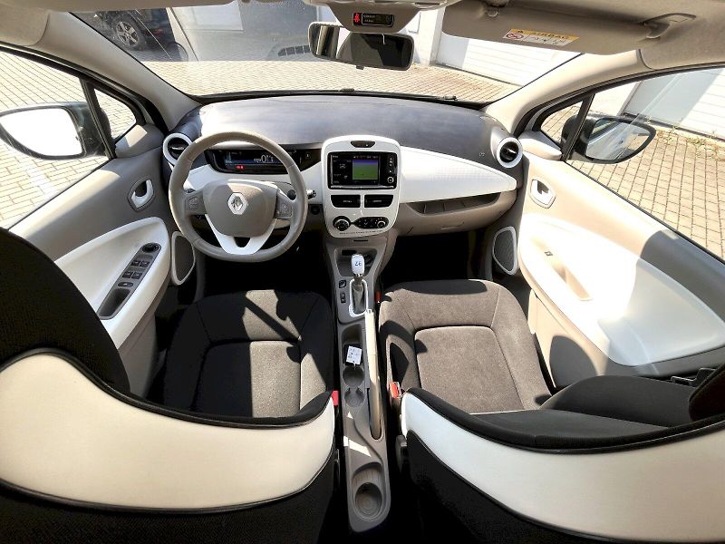 Renault ZOE (2019) 68KW LIFE 41kWh - fotka 5 z 21