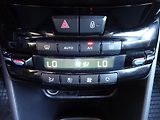 Peugeot 2008 1,2i 61kW - náhled 37