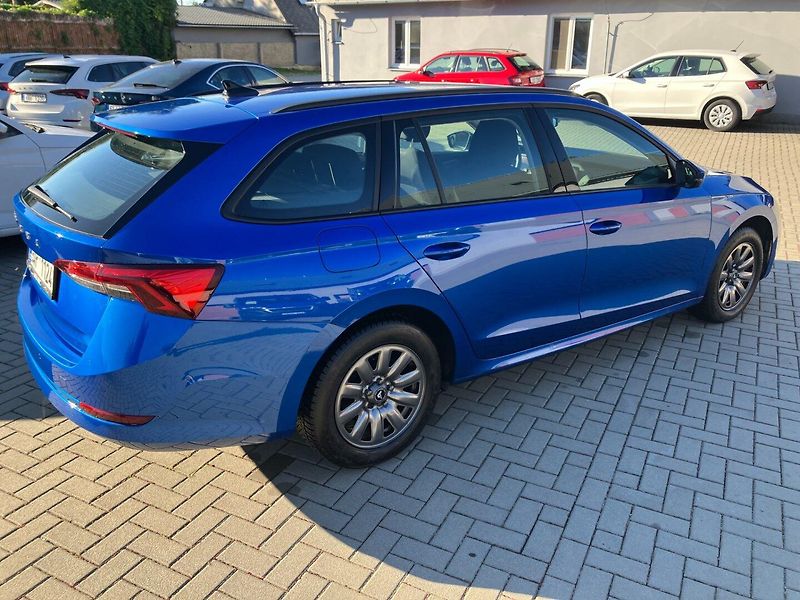 Škoda Octavia (2023) 2.0TDI AMBITION PLUS NAJ.43TKM - fotka 3 z 31