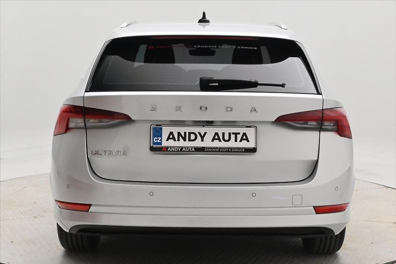 Škoda Octavia 2,0 TDI 110 kW DSG Style Záruk - fotka 6 z 32