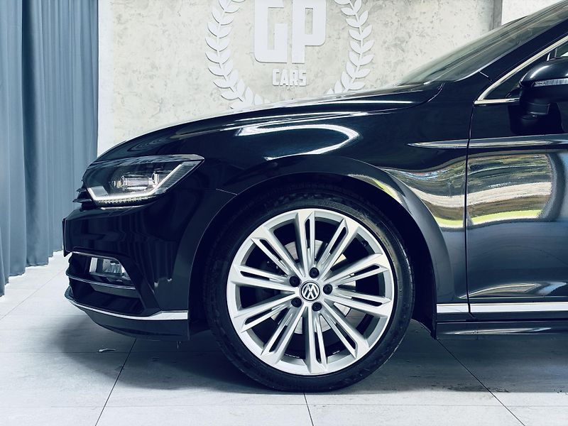 Volkswagen Passat (2019) 2.0TDI*R-LINE*CZ*LED*1.MAJ* - fotka 12 z 39