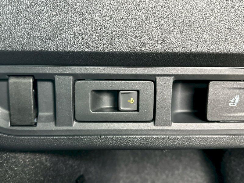 Škoda Octavia (2025) Combi DSG 2.0TSI 195kW RS - fotka 36 z 38
