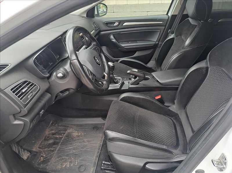 Renault Mégane 1,6 i LPG - fotka 16 z 37