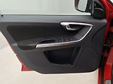 Volvo XC60 D5 AWD R-DESIGN AUT REZERVACE - náhled 7