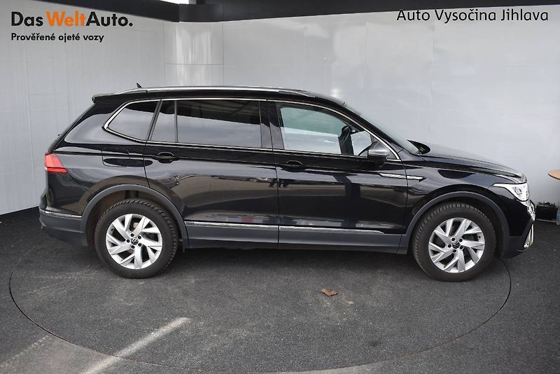 Volkswagen Tiguan Allspace (2022) 2.0TDI 110kW DSG,7 míst,tažné - fotka 7 z 25