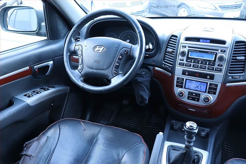 Hyundai Santa Fe (2007) 2.2 CRDi, 4X4, Serv.kniha - fotka 7 z 20