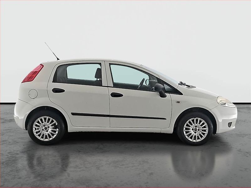 Fiat Punto (2010) 1.2, ČR,1.maj, nová STK - fotka 6 z 14