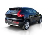 Volvo XC40 B4 AWD // 1. maj // ČR - náhled 6