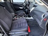 Nissan Navara 2,3 dCi Hardtop,manuál,Top sta - náhled 12